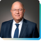 Dr. Alexander von Preen